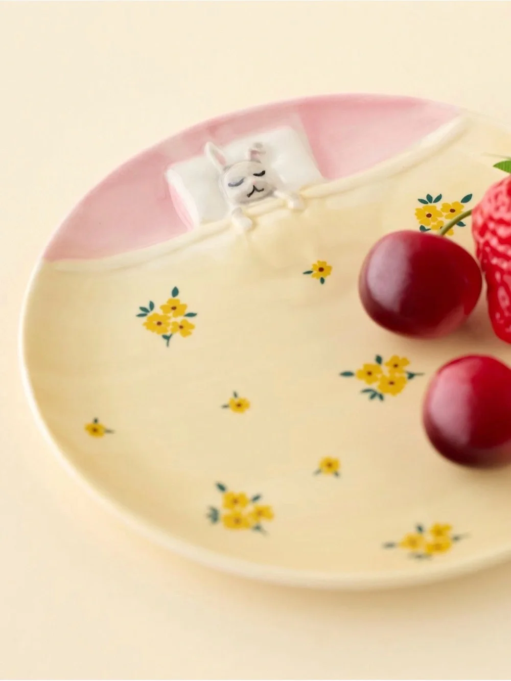 Urban Outfitters Yellow Floral Lana Patterned Bunny Dessert Plate NEW NWT
